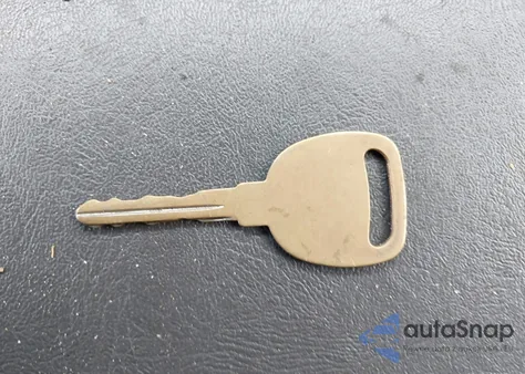 2003 Chevrolet Silverado 1500 from USA, damaged, VIN 1GCEC19V13E164608